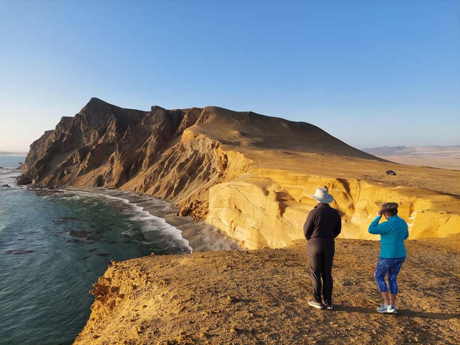 Paracas:Private Tours Paracas National Reserve all inclusive - Hotel pickup and the ride into the reserve
