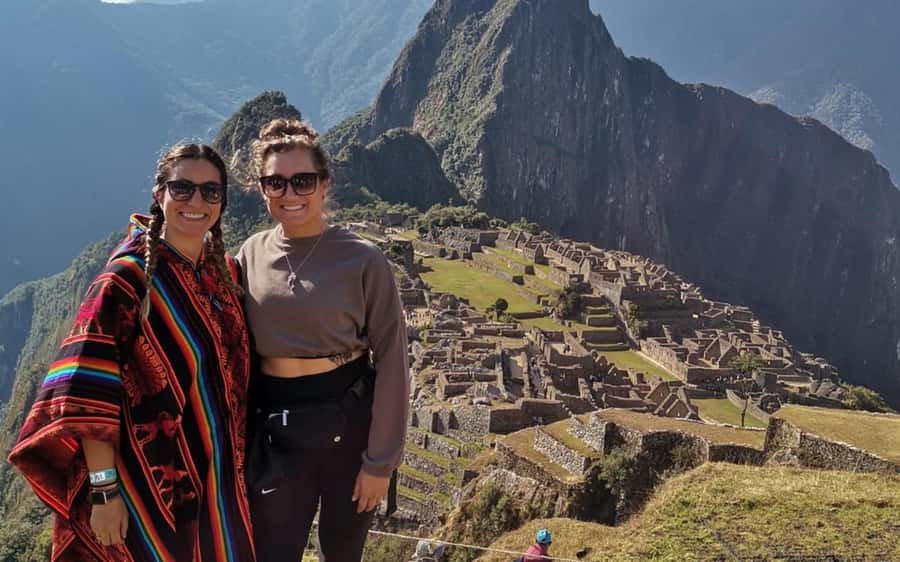 Peru in 5 days: Lima, Cusco, Machupicchu & Rainbow Mountain - Coordination, group size, and language