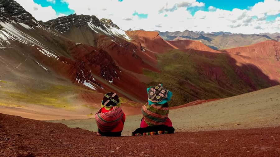 Peru: Rainbow Mountain and Red Valley View Point Tour - The real appeal: two very different mountain views
