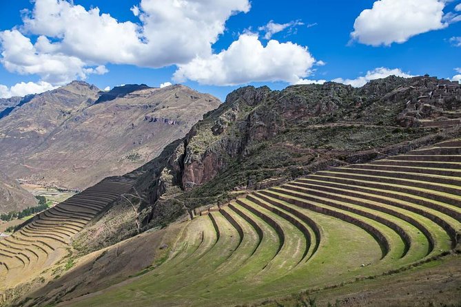 Private Ollantaytambo, Pisac Ruins Tour with Farm Visit, Gourmet Picnic Lunch - Starting early at Ollantaytambo