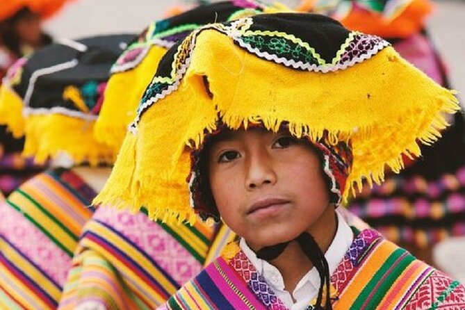 Private Ollantaytambo, Pisac Ruins Tour with Farm Visit, Gourmet Picnic Lunch - Ending at the Pisac handicraft market