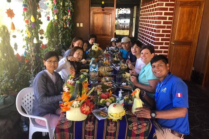 Private Ollantaytambo, Pisac Ruins Tour with Farm Visit, Gourmet Picnic Lunch - From ruins to a working farm in Yanahuara