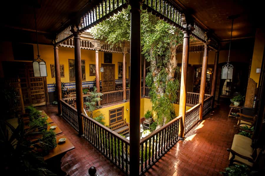 Private Tour Casa Aliaga,San Francisco Convent, Larco Museum - Pickup, timing, and practical limits