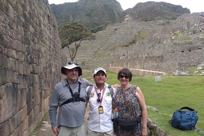 Private Tour Guide in Machupicchu from Aguas Calientes. - Inside Machu Picchu for two to two and a half hours