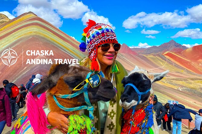 Private Tour Rainbow Mountain + Red Valley + LUNCH - A 4:00 a.m. start from Cusco