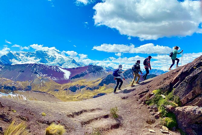 Private Tour Rainbow Mountain + Red Valley + LUNCH - My take on the guide support and pace