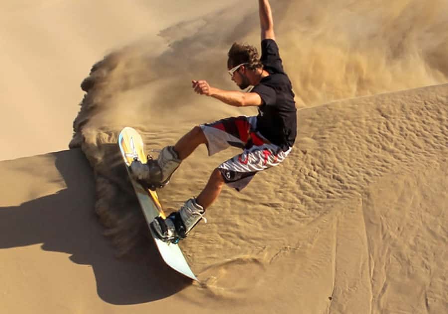Pro Sanboarding or skiing in Huacachina from Lima - Day trip - Group size and guide support