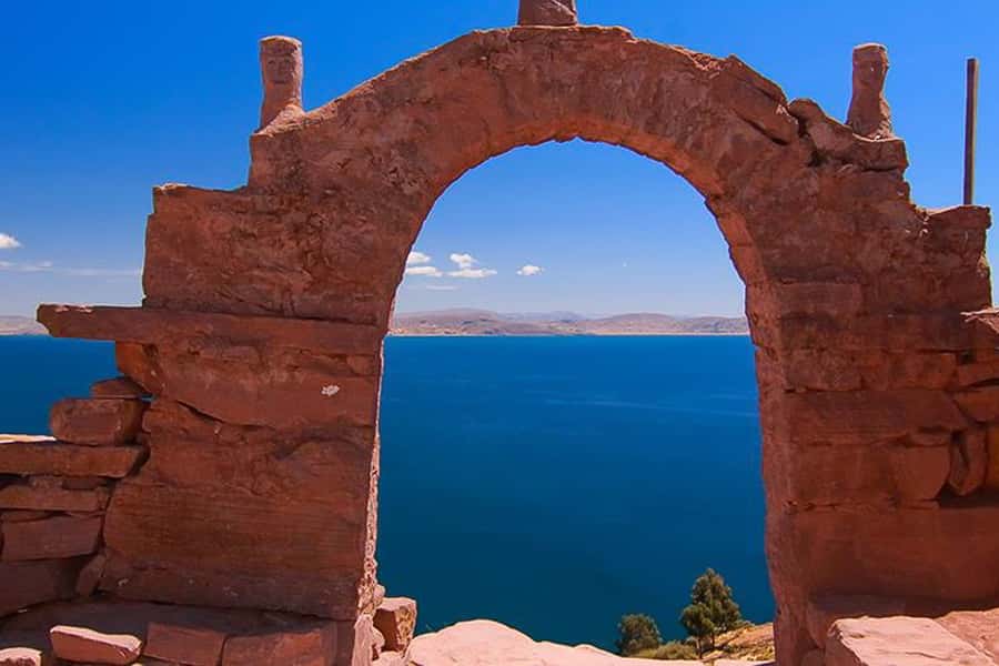 Puno: Lake Titicaca Day Tour - Should you book the Lake Titicaca day tour?