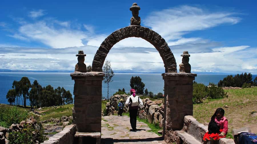 Puno: Lake Titicaca, Uros, and Taquile Full-Day Tour - Key points to know