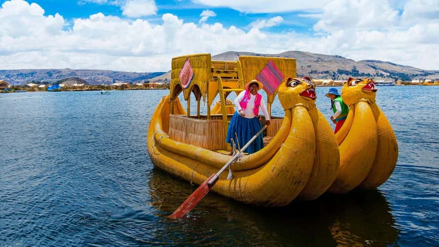 Puno: Uros and Taquile Islands Full-Day Tour with Lunch - Why the Uros and Taquile combination works