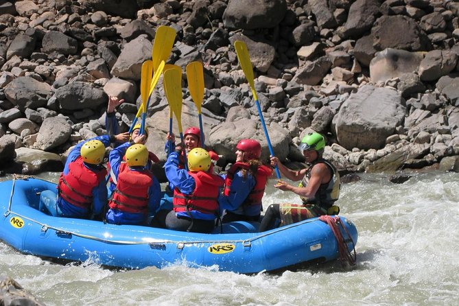 Rafting & Zip line Urubamba River 1 Day - Lunch, hot showers, and the sauna