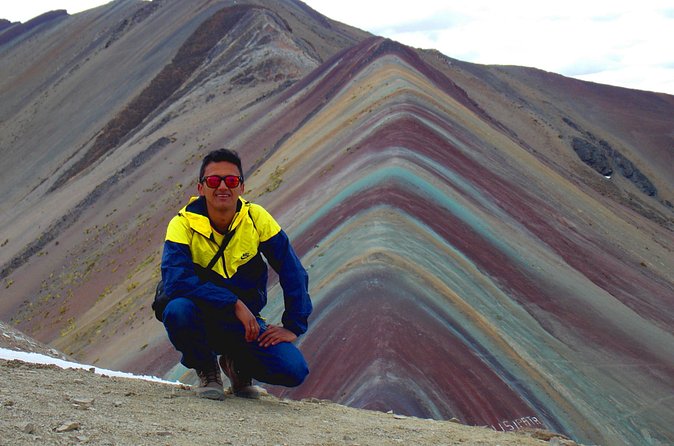 Rainbow Mountain in Cusco Full Day Tour - Forty minutes at the summit, then the descent