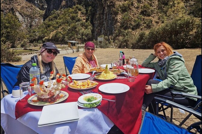Rainbow Mountain & Red Valley Premium Tour with picnic - Who should book this mountain day