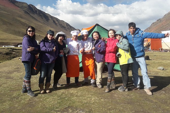 Rainbow Mountain Tour Vinicunca (Full Day) - Reaching the Vinicunca viewpoint