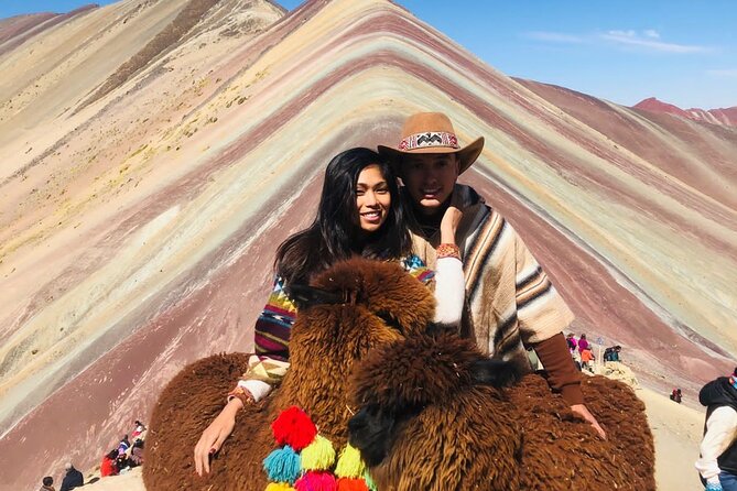 Rainbown mountain cusco 1 Day - Reaching the striped summit