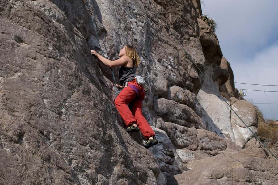 Rock Climbing in Arequipa, Perú - 10:00 a.m. pickup and the ride to Chilina Valley
