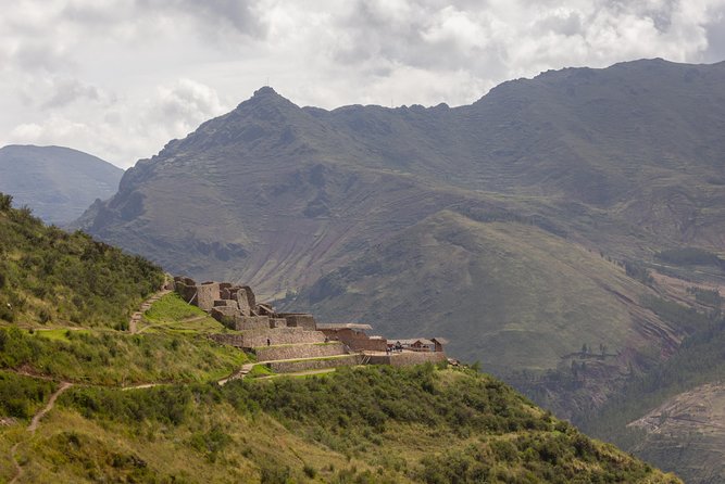 Sacred Valley - Pisac and Ollantaytambo day tour - Taray Viewpoint and the first Sacred Valley views