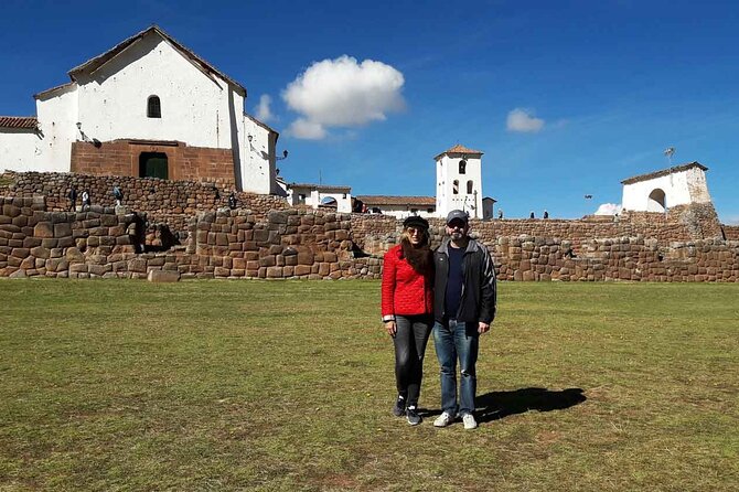Sacred Valley Private Tour, Moray & Salt Mines Incluided - Ollantaytambo: enormous stones and a powerful setting