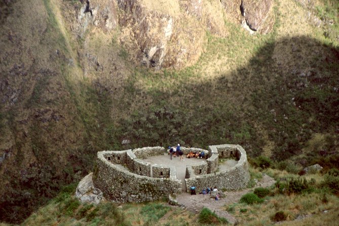 Short Inca trail to MachuPicchu || 2days - 1nigth || - An early guided visit inside Machu Picchu