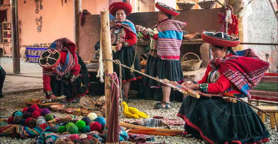 Super Sacred Valley with Transfer to Ollantaytambo - Moray’s circular agricultural terraces