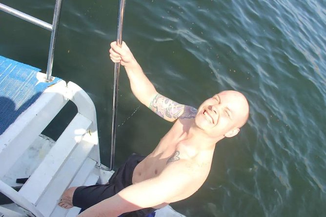 Swimming with Sea Lions in Lima - Seasickness can shape the whole day