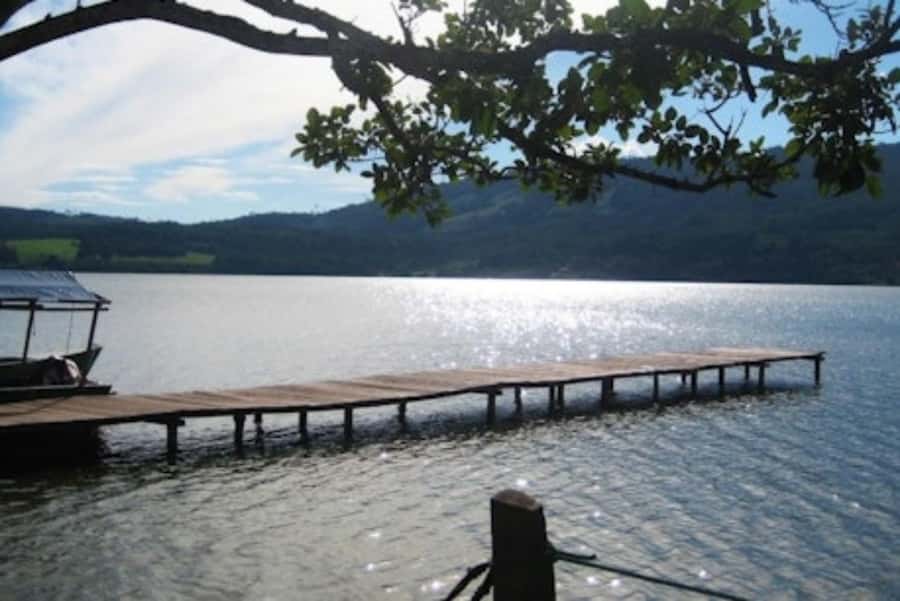 Tarapoto: Full-Day to Laguna Azul (Blue Lake) - El Sauce - Boarding the boat at Laguna Azul