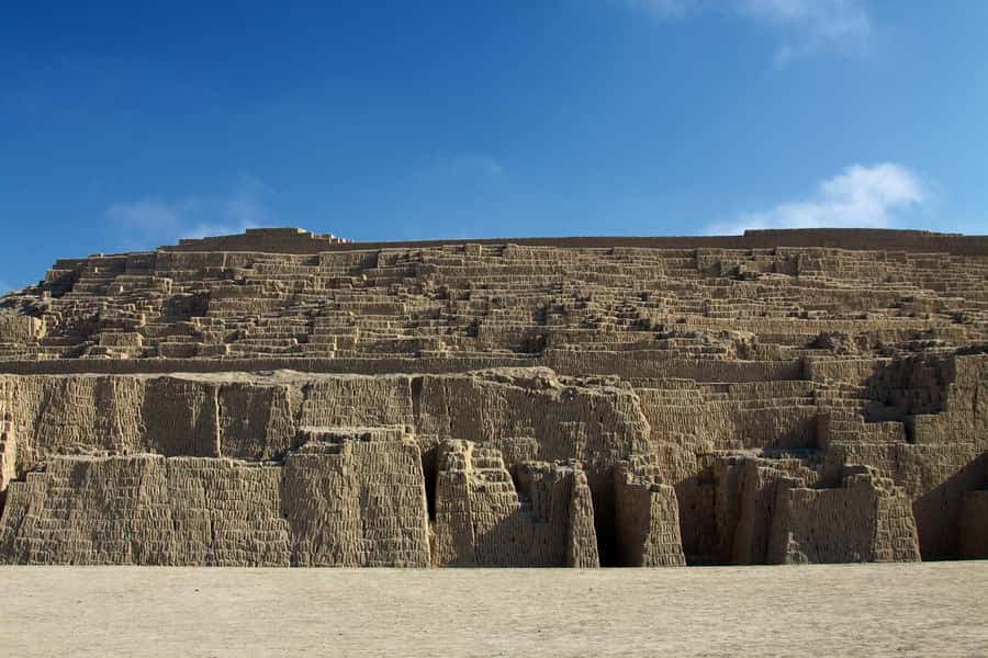 Tour Huaca Pucllana: Pyramids and Pre-Columbian Antiquity - How the guide can shape the whole visit