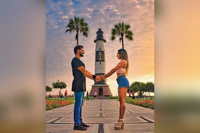 Tour Miraflores + Fotografía Profesional - Starting at Love Park in Miraflores