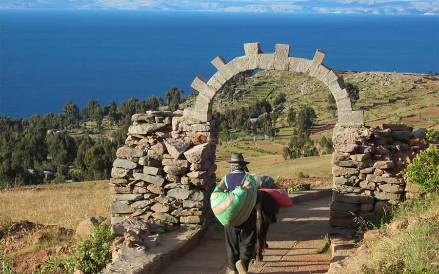 Two Day Lake Titicaca Tour With Homestay - Uros and the floating reed islands