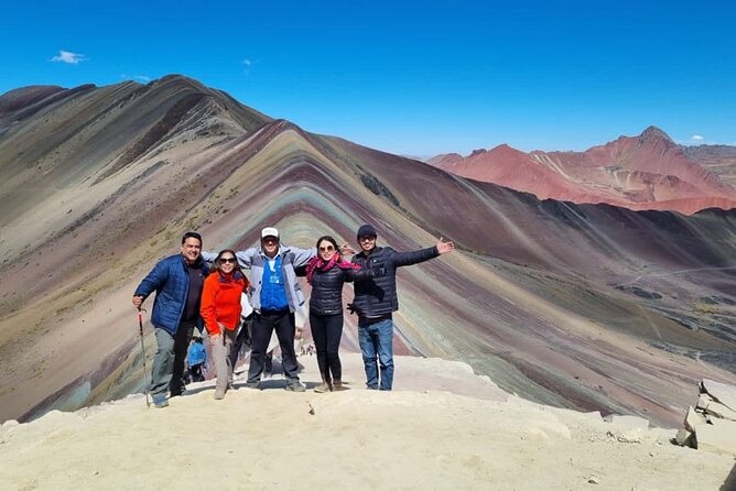 Vinicunca Rainbow Mountain Full-Day Tour from Cusco - The slow reveal of Vinicunca and Ausangate