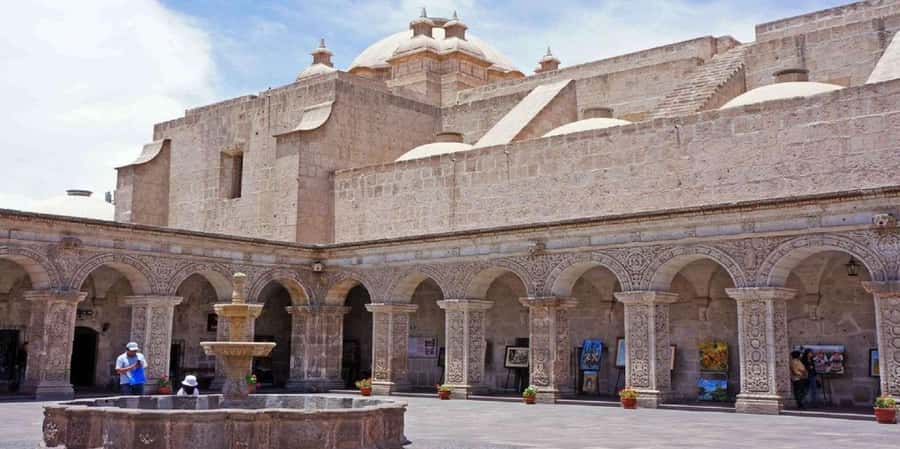 Walking tour through the Historic Center of Arequipa - Key points at a glance
