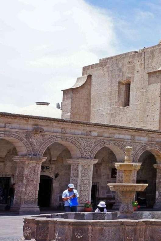 Walking tour through the Historic Center of Arequipa - San Lázaro, where Arequipa’s story began